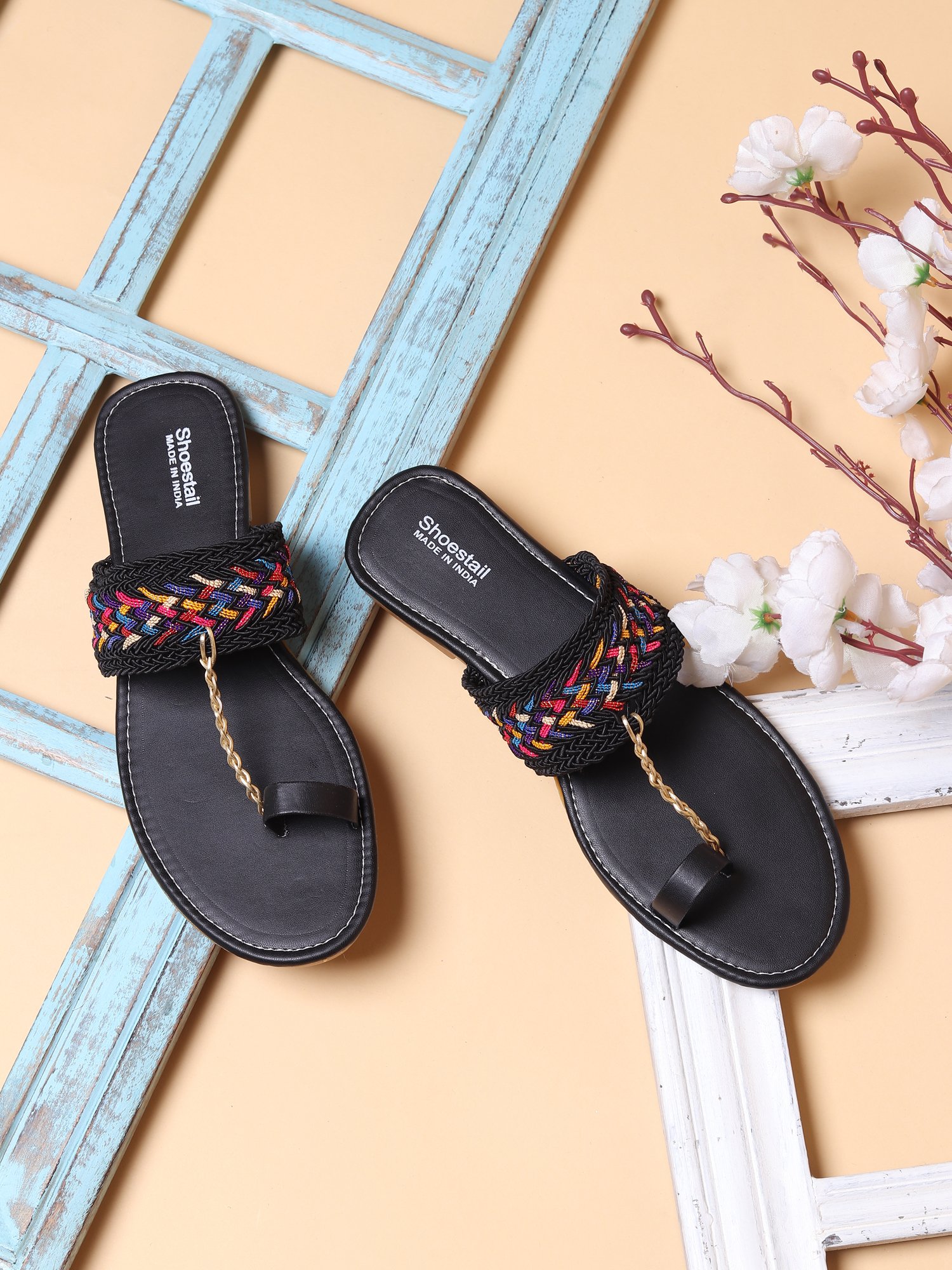 Shoestail Women’s Multicolor Braided Toe-Ring Flat Sandals